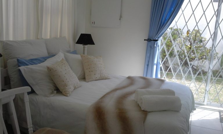 11727 U2 main bed 768x461