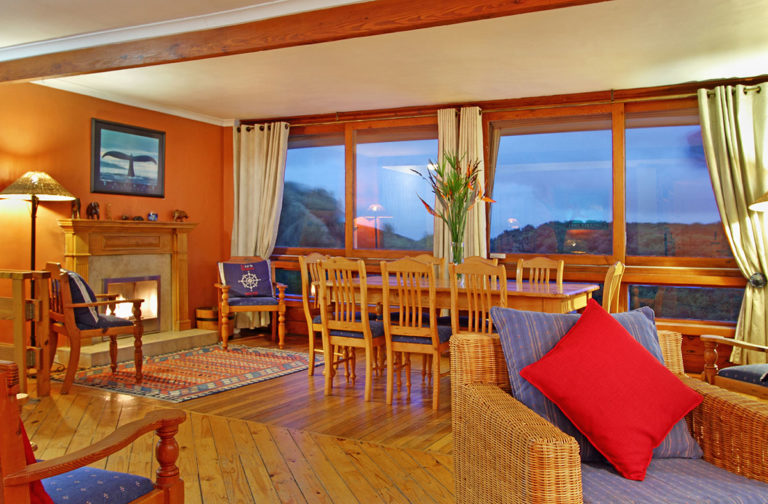 ad dining room 1 2 768x504