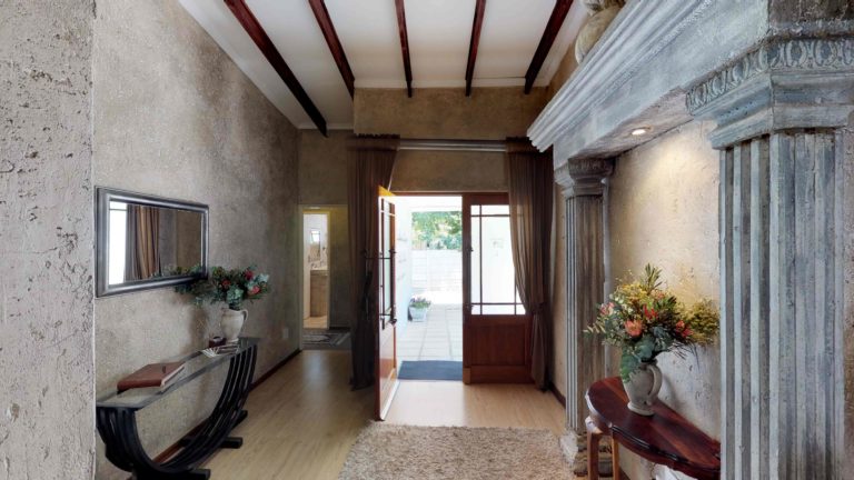 7 Entrance 768x432