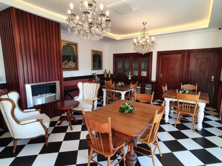 Diningroom 768x576